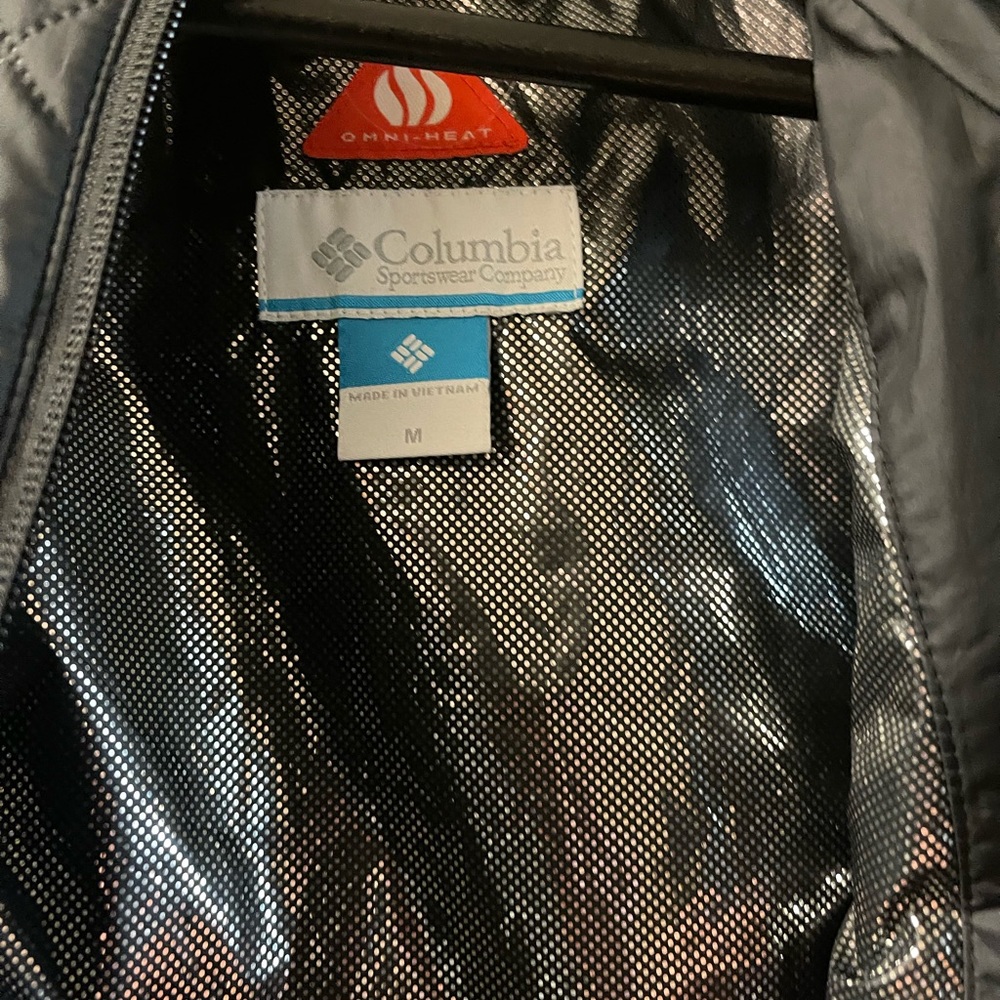 Columbia vest. Excellent condition.